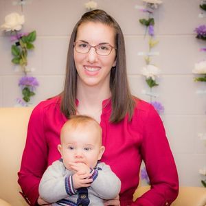 Meet your Posher, Crystal